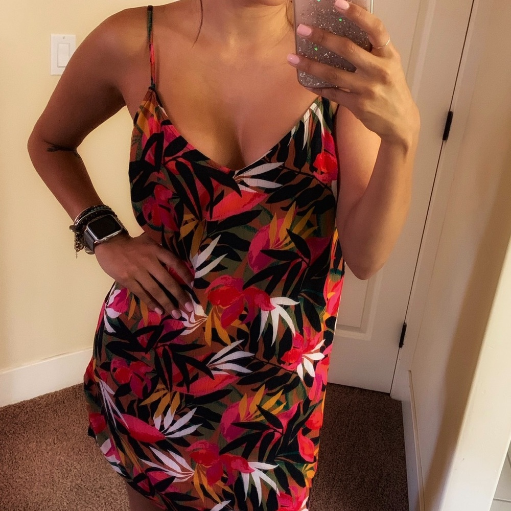 SUMMER DRESS